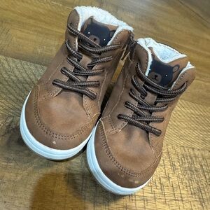 Brown Toddler Boots with Faux Fur Lining And Easy On Side Zip